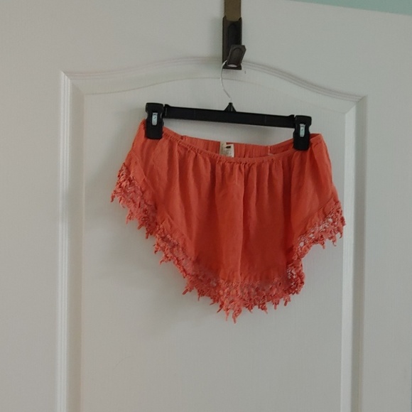 Strapless Top - Picture 1 of 3